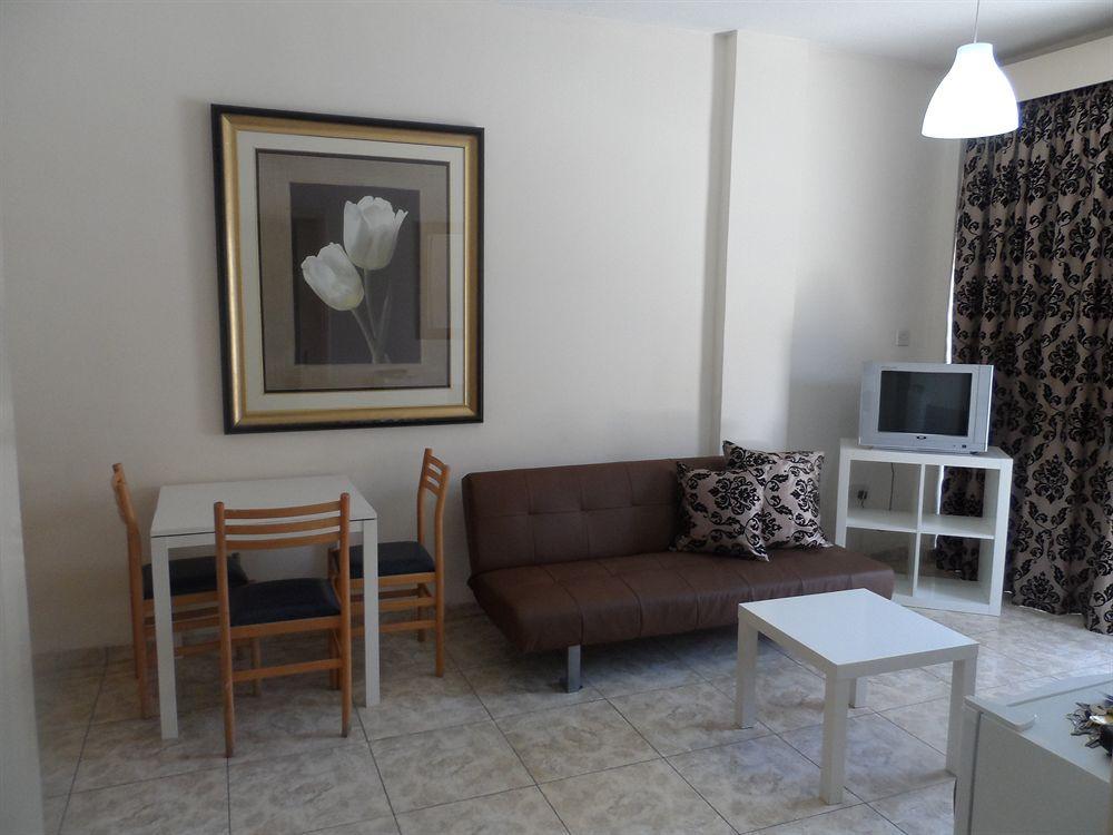 Geotanya Apartments Limassol Exteriör bild