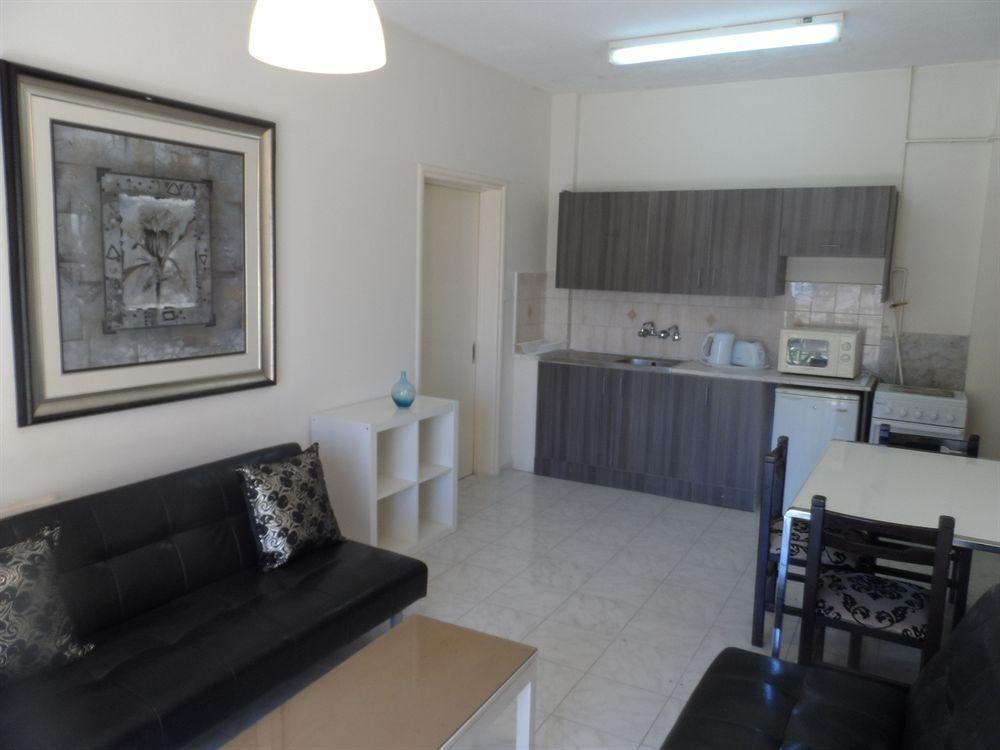 Geotanya Apartments Limassol Exteriör bild
